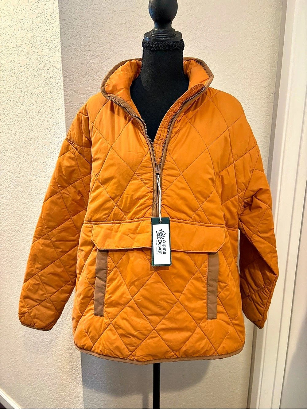 Women's Alpine Design Quilted Hooded Jacket in Orange sz medium